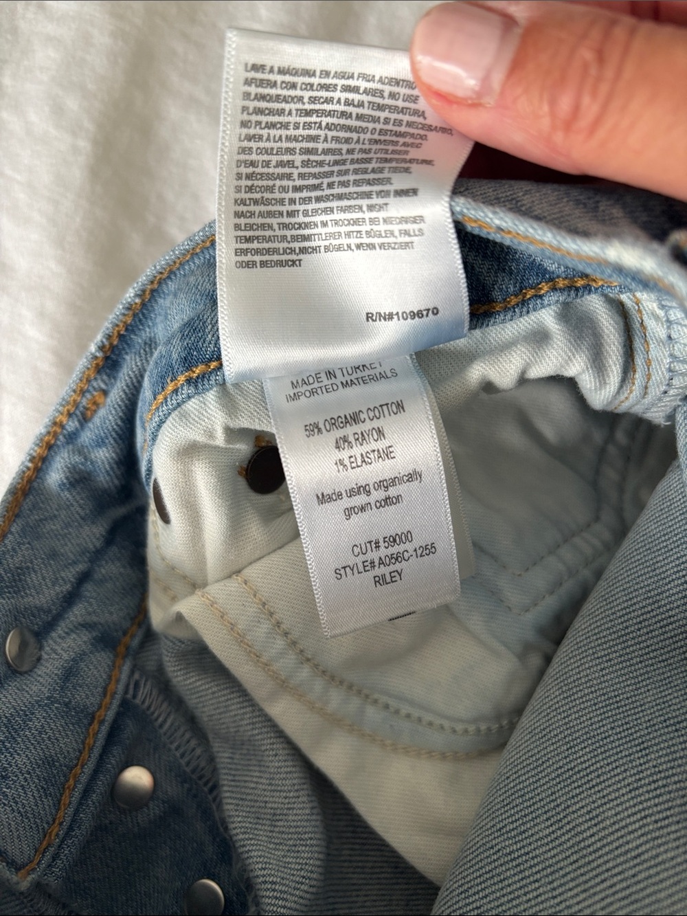 Agolde Riley Slim Jeans Size 24 - Picture 3 of 6